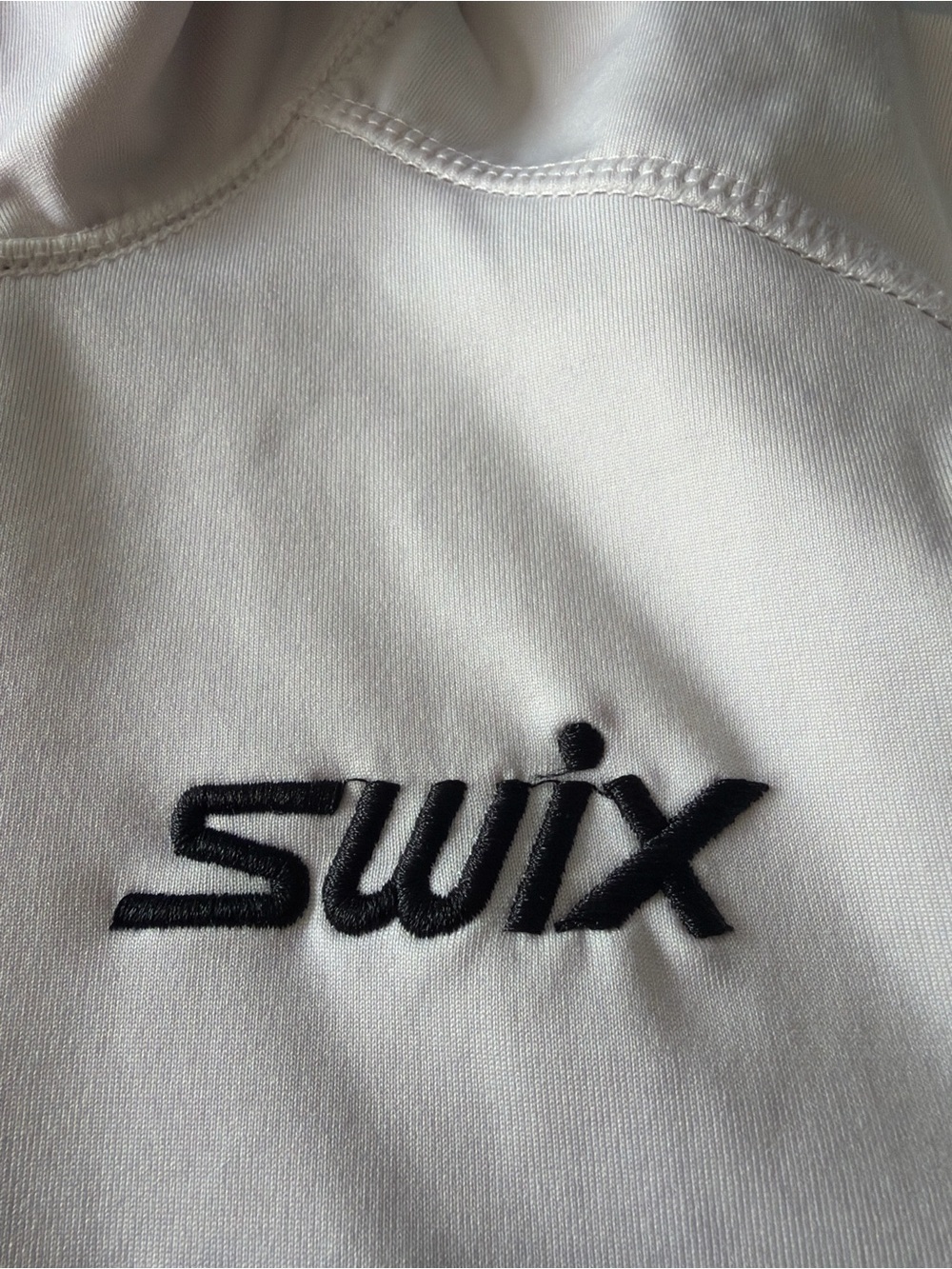 Swix Half Zip Performance Top | Women’s Small | White Black Red | Ski Base Layer - Picture 9 of 9